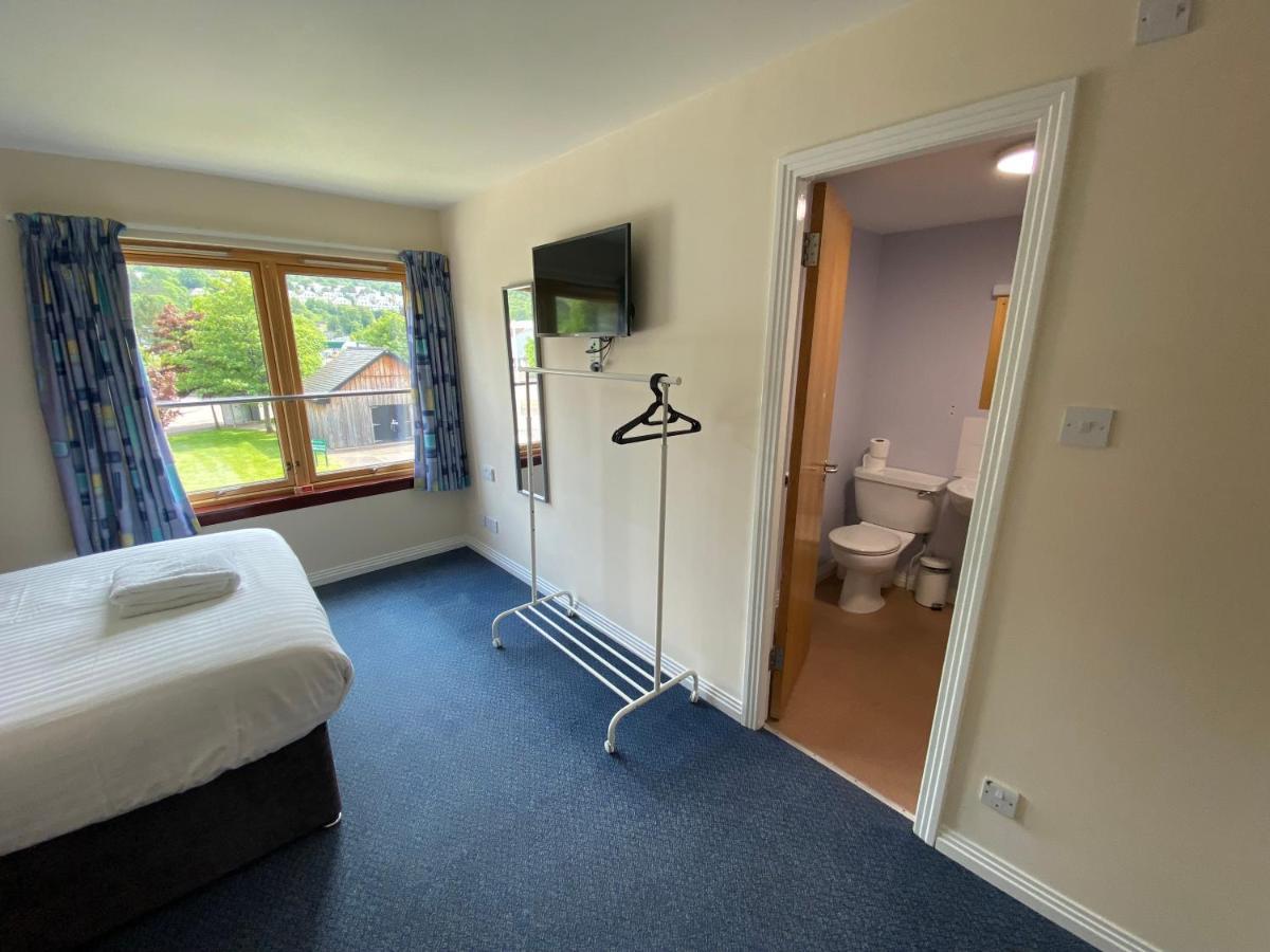 Waterfront Lodge - Accommodation Only Fort William Exterior foto
