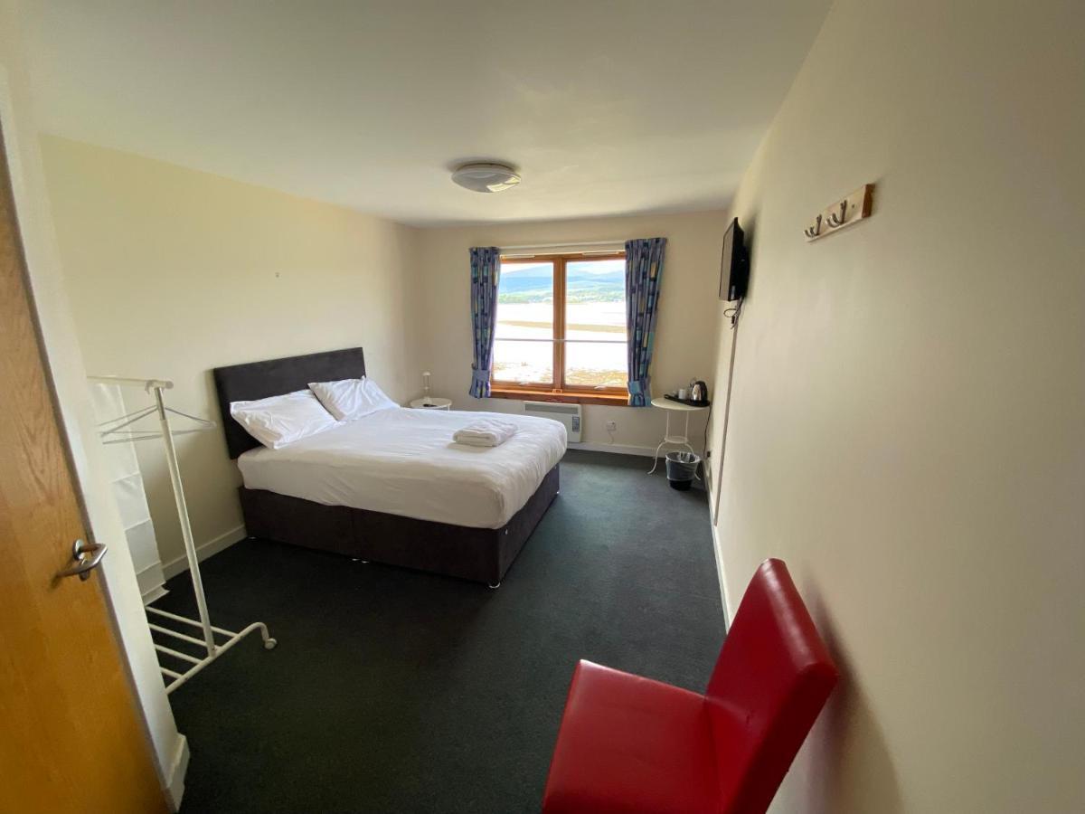 Waterfront Lodge - Accommodation Only Fort William Exterior foto